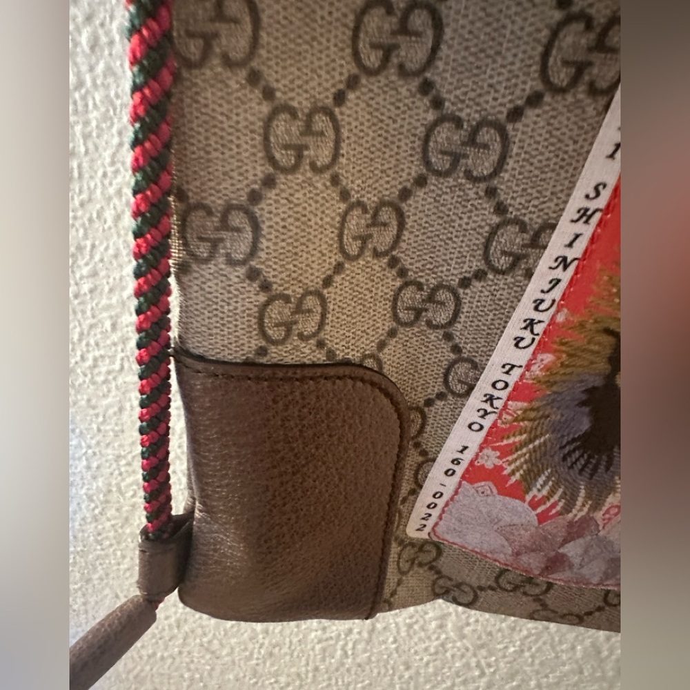 GUCCI Soft GG Supreme Monogram Courrier Drawstring Backpack - Picture 8 of 8